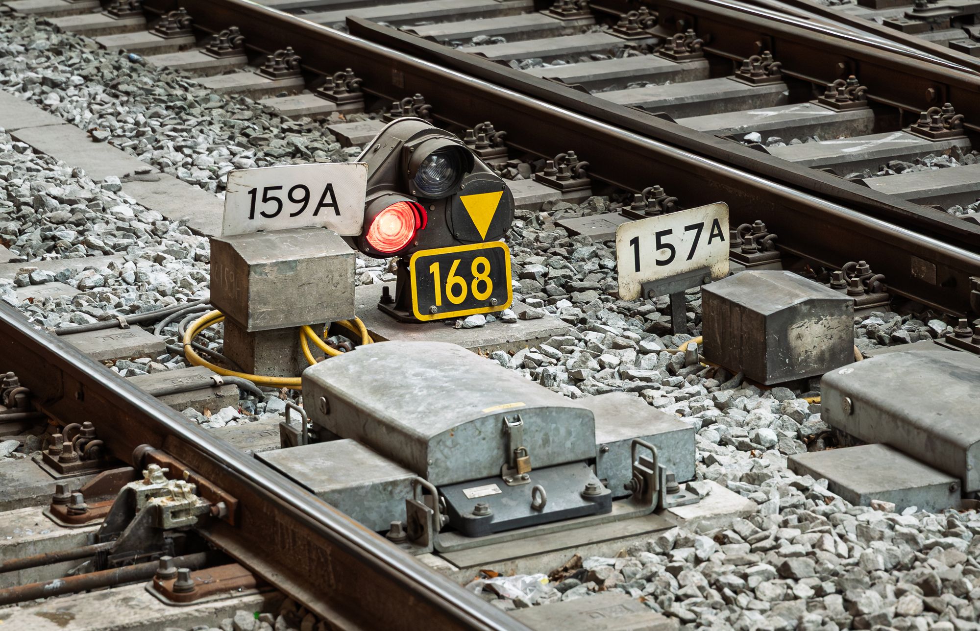 Weichenanlage mit technischen Komponenten